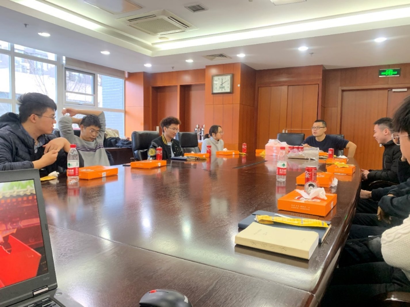 C:\Users\伊人直播
学工办\Desktop\季宇\微信图片_20211109154800.jpg