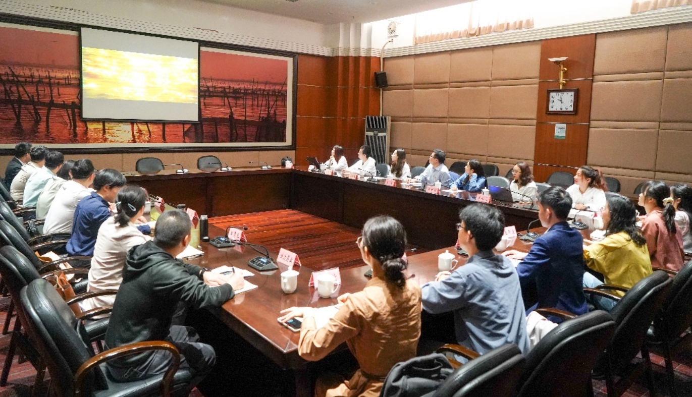 F:\Desktop\伊人直播
思想政治实践课教育基地新闻稿\嘉善参访\DSC06017.jpg